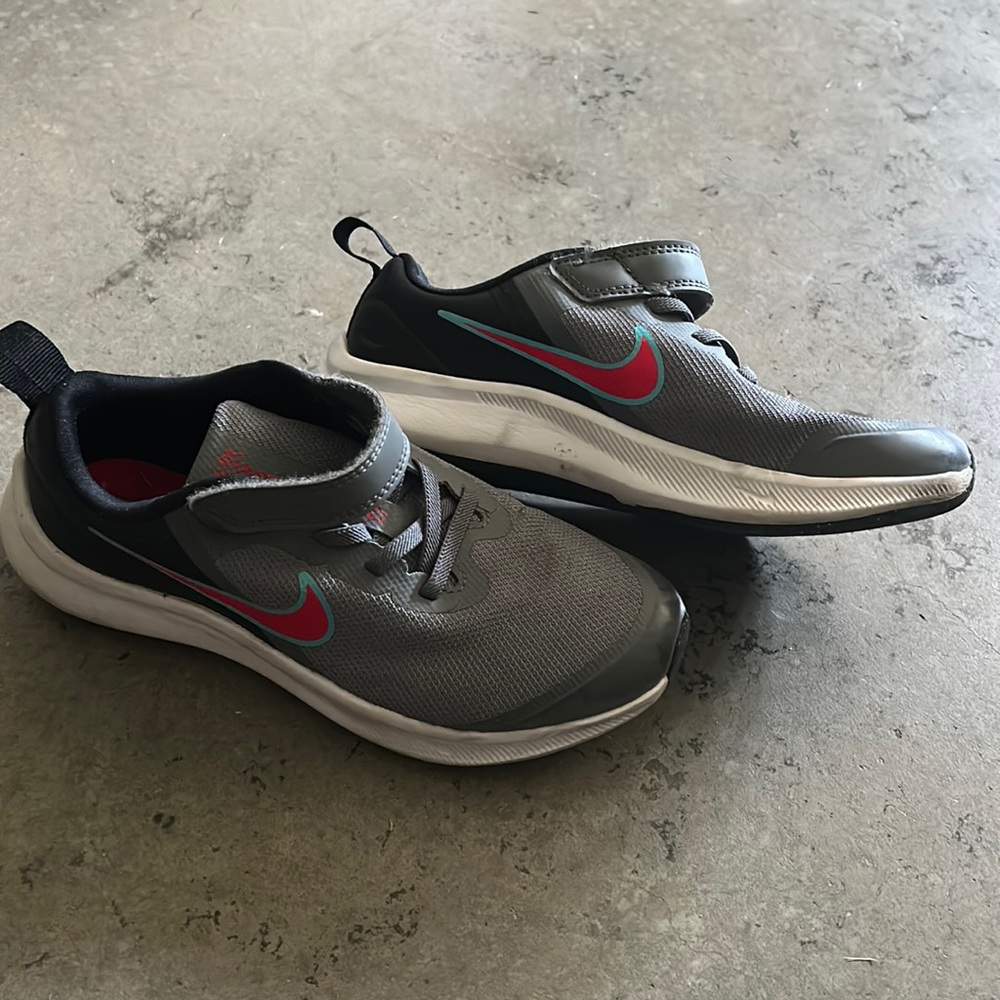 Girls Nike